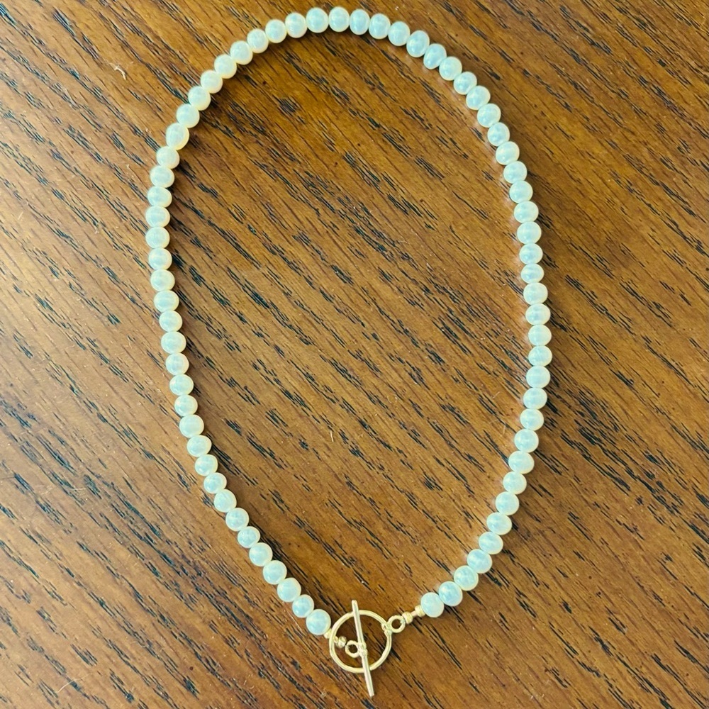 Freshwater Pearl Necklace with Gold Clasp